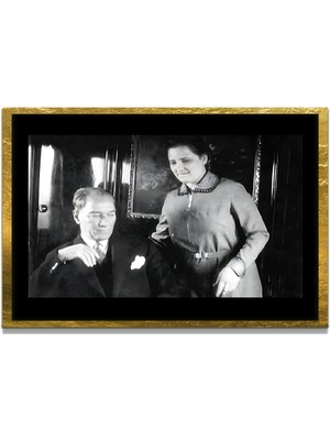 Marsilyan Yapay Zeka ile Yenilenmiş Atatürk Fotoğrafları Siyah Beyaz Cam Tablo, 3D Dekoratif Baskı 237