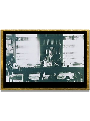 Marsilyan Yapay Zeka ile Yenilenmiş Atatürk Fotoğrafları Siyah Beyaz Cam Tablo, 3D Dekoratif Baskı 318