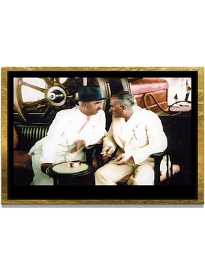 Marsilyan Yapay Zeka ile Yenilenmiş Atatürk Fotoğrafları Siyah Beyaz Cam Tablo, 3D Dekoratif Baskı 478