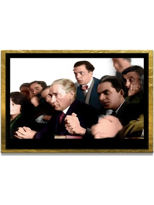 Marsilyan Yapay Zeka ile Yenilenmiş Atatürk Fotoğrafları Siyah Beyaz Cam Tablo, 3D Dekoratif Baskı 492