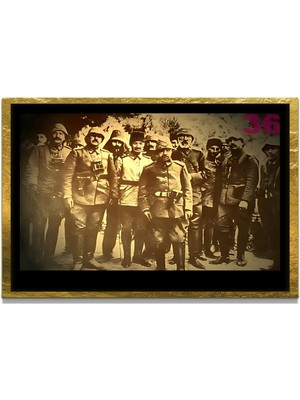 Marsilyan Yapay Zeka ile Yenilenmiş Atatürk Fotoğrafları Siyah Beyaz Cam Tablo, 3D Dekoratif Baskı 666