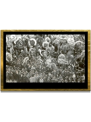 Marsilyan Yapay Zeka ile Yenilenmiş Atatürk Fotoğrafları Siyah Beyaz Cam Tablo, 3D Dekoratif Baskı 377