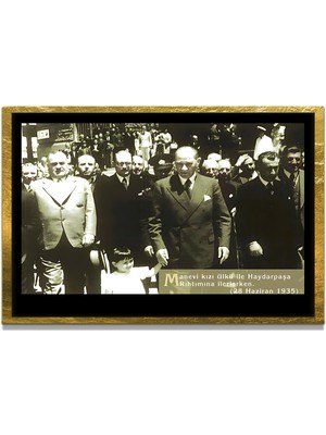 Marsilyan Yapay Zeka ile Yenilenmiş Atatürk Fotoğrafları Siyah Beyaz Cam Tablo, 3D Dekoratif Baskı 608