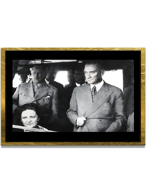 Marsilyan Yapay Zeka ile Yenilenmiş Atatürk Fotoğrafları Siyah Beyaz Cam Tablo, 3D Dekoratif Baskı 455