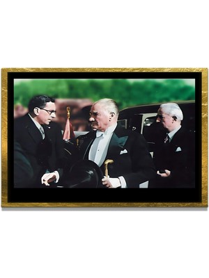 Marsilyan Yapay Zeka ile Yenilenmiş Atatürk Fotoğrafları Siyah Beyaz Cam Tablo, 3D Dekoratif Baskı 450