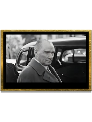 Marsilyan Yapay Zeka ile Yenilenmiş Atatürk Fotoğrafları Siyah Beyaz Cam Tablo, 3D Dekoratif Baskı 651