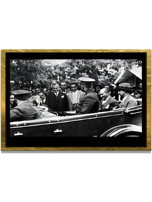 Marsilyan Yapay Zeka ile Yenilenmiş Atatürk Fotoğrafları Siyah Beyaz Cam Tablo, 3D Dekoratif Baskı 511