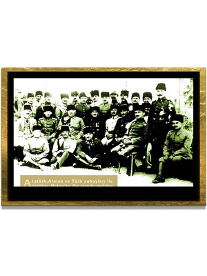 Marsilyan Yapay Zeka ile Yenilenmiş Atatürk Fotoğrafları Siyah Beyaz Cam Tablo, 3D Dekoratif Baskı 404