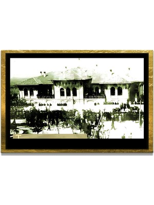 Marsilyan Yapay Zeka ile Yenilenmiş Atatürk Fotoğrafları Siyah Beyaz Cam Tablo, 3D Dekoratif Baskı 686