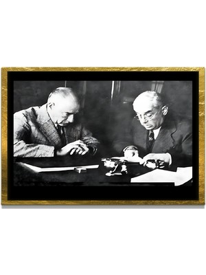 Marsilyan Yapay Zeka ile Yenilenmiş Atatürk Fotoğrafları Siyah Beyaz Cam Tablo, 3D Dekoratif Baskı 269