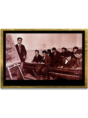 Marsilyan Yapay Zeka ile Yenilenmiş Atatürk Fotoğrafları Siyah Beyaz Cam Tablo, 3D Dekoratif Baskı 693