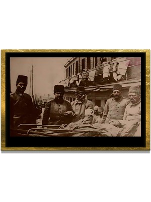 Marsilyan Yapay Zeka ile Yenilenmiş Atatürk Fotoğrafları Siyah Beyaz Cam Tablo, 3D Dekoratif Baskı 652