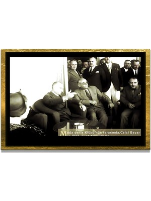 Marsilyan Yapay Zeka ile Yenilenmiş Atatürk Fotoğrafları Siyah Beyaz Cam Tablo, 3D Dekoratif Baskı 612