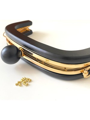 Yumakça Çanta Bursu Ahşap Oval Boncuklu Siyah ve Metal Şeritli 20 cm