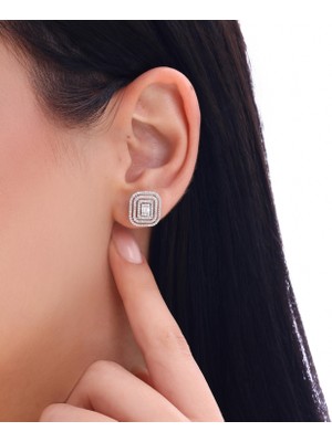 Noche Diamond 0,64 Karat Baget Pırlanta Küpe