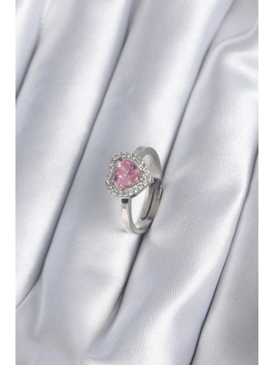 Clariss Pirinç Gümüş Renk Pembe Zirkon Taşlı Charm Model Kadın Yüzük