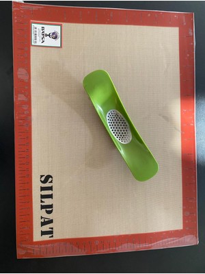 Silpat Neo Concept Hamur Pişirme Hamur Açma Matı Yanmaz Yapışmaz Fırın Silikon Silpat  30X40CM.