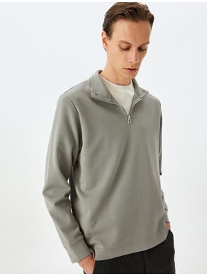 Koton Uzun Kollu Pamuklu Interlok Kumaş Yarım Fermuarlı Sweatshirt