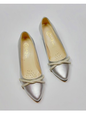 Siyah Alçak 4 cm Topuklu Taşlı Abiye Ayakkabı