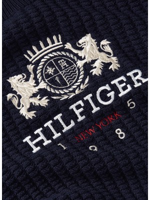 Tommy Hilfiger Yuvarlak Yaka Standart Nakışlı Lacivert Kazak Kadın Varsıty Crest C-Nk Sweater