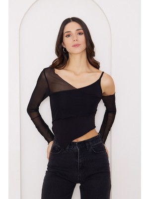 Tül Detaylı Bluz