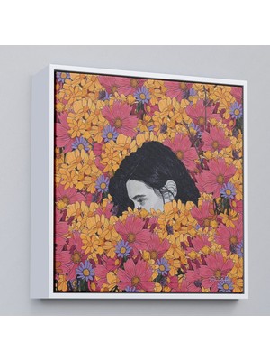 Alaz Trade Çerçeveli Çiçekler Arasındaki Kadın TABLOSU-8319