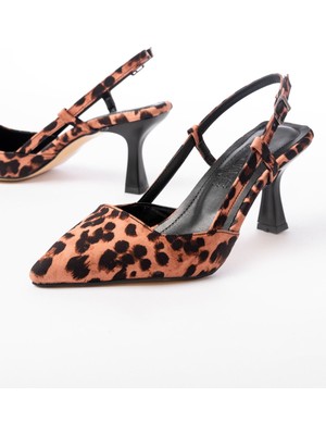 Ellolita Luxury Shoes ST-002 Leopar Günlük 7 cm Topuklu Bayan Ayakkabı