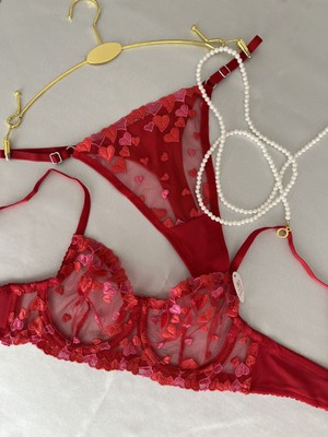 Glorialuxe Kadın Kalp Işlemeli Kırmızı Balenli Brode Sütyen Takımı 2 Parça Dantel Desen ile Şık Tasarım