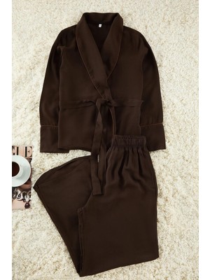 FRM Kadın Moda Şık Kruvaze Boru Paça Uzun Kol Kuşaklı Biyeli Viskon Dokuma Pijama Takımı