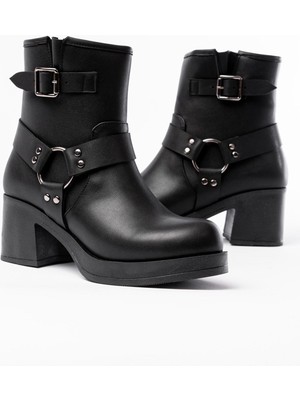 Arda  Siyah Toka Aksesuarlı Fermuarlı Kalın Topuklu Günlük Kadın Bot Bayan BOT5109-30