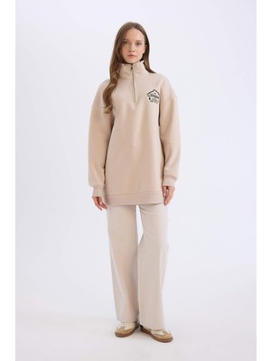 DeFacto Relax Fit Yarım Fermuarlı Dik Yaka Baskılı İçi Yumuşak Tüylü Kalın Sweatshirt Tunik E5402AX24WN