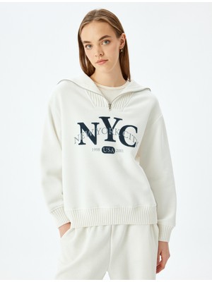 Koton Yarım Fermuarlı Baskılı Oversize Kolej Sweatshirt