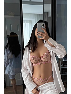 Fleur de Lingerie Prenses Çiçekli Dantel Detaylı Balenli Sütyen Külot Takımı