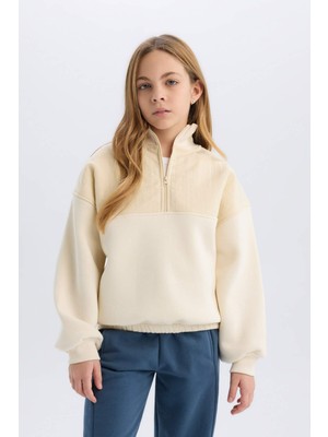 DeFacto Kız Çocuk Oversize Geniş Kalıp Yarım Fermuarlı Basic Düz İçi Yumuşak Tüylü Sweatshirt D6184A824WN