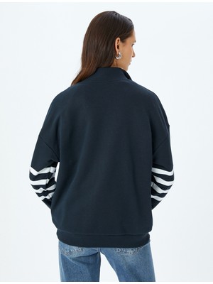 Koton Yarım Fermuarlı Çizgili Oversize Sweatshirt