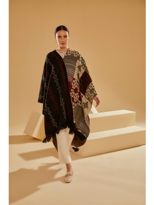 Kadın Siyah Patchwork Desen Şal Panço