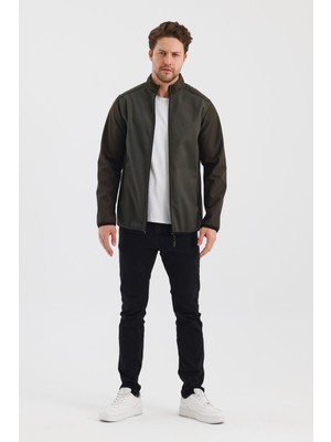 Alexandergardı Dik Yaka Fermuarlı Astarsız Içi Polar Su Itici Softshell Kumaş Mont (E24-MNT-02)