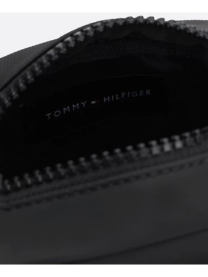 Tommy Hilfiger Erkek Muhabir Çantası - Siyah