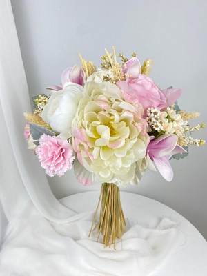Beyaz Pembe Gelin Çiçeği Gelin Buketi ve Yaka Çiçeği