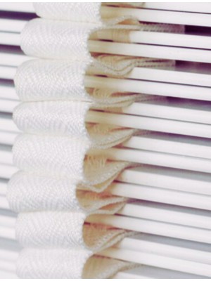 Wooden Blinds %100 Doğal Ahşap Jaluzi 50MM Alüminyum Kasalı Yüksek Kaliteli- Krem Kurdelalı