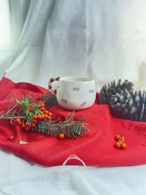Melouro Ho Ho Ho Yazılı El Yapımı Kulplu Seramik Kupa, Yeni Yıl Kupa