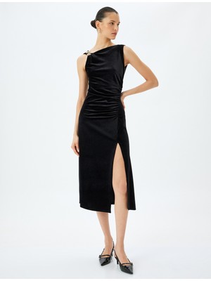 Koton Drapeli Yırtmaçlı Slim Fit Midi Asimetrik Yaka Kadife Elbise