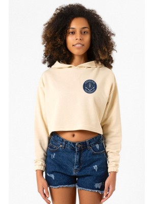 Tshirthane Gen V Godolkin University Emblem Bej Kadın Crop Kapşonlu