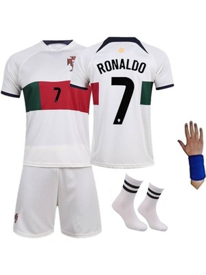 C.ronaldo Portekiz Kırmızı-Beyaz Çocuk Forma Takımı 4'lü Set Çorap+Bileklik Hediyeli