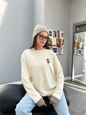 Teddy Bear Nakışlı Uzun Kol Sweatshirt