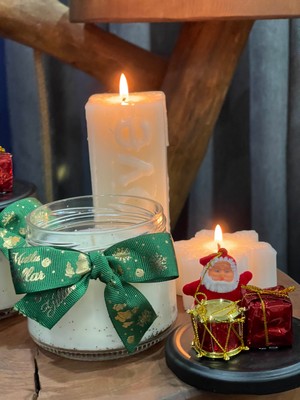 Mumias Candle Bi Kavanoz Yeni Yıl Vanilya Tarçın Kokulu Soya Wax Dekoratif Happy New Year Mumu