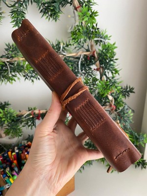 Alesta Leather Atelier (isim yazıyoruz)  El Yapımı Hakiki Deri El Dikişi Defter Beyaz Çizgisiz Kağıt