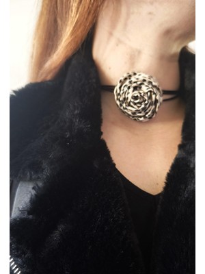 Vobeeyku Leopar Desen Çiçek Choker Kolye