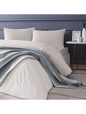 Linens Jovial Throw Gri