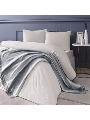 Linens Jovial Throw Gri